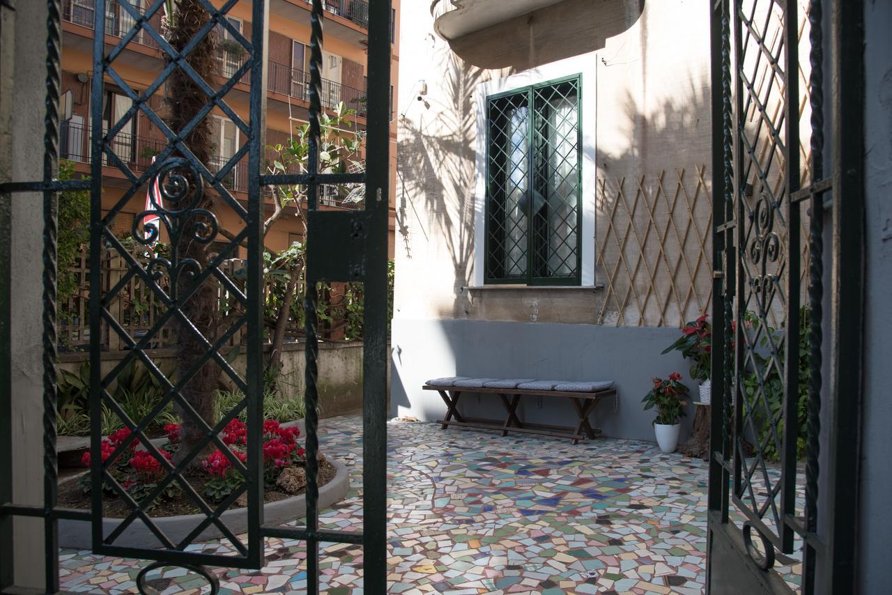 Villino Teresa Bed & Breakfast Salerno Dış mekan fotoğraf